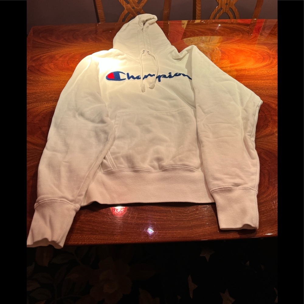 Men’s Champion sweatshirt -S